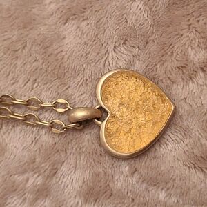 Lia sophia heart pendant necklace